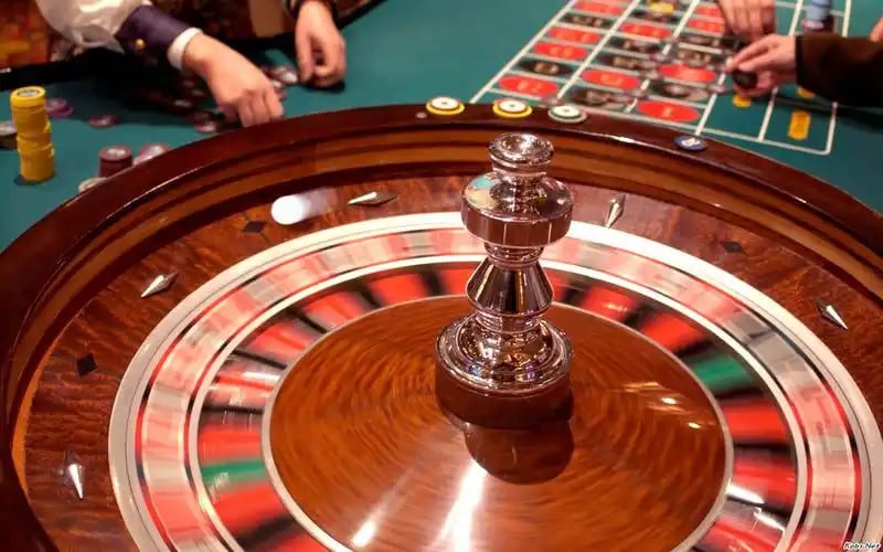 Hình ảnh trải nghiệm cá cược thể thao và casino tại link fb88 trên thiết bị di động
